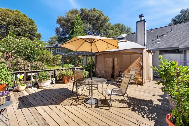 2796 Clipper Ct, Cool, CA 95614