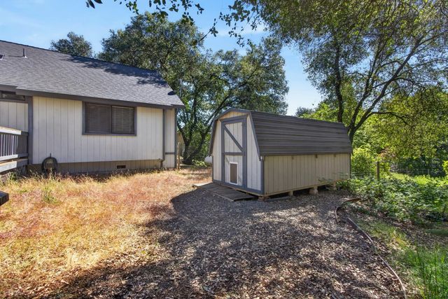2796 Clipper Ct, Cool, CA 95614