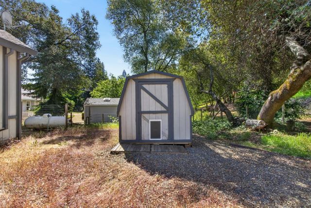 2796 Clipper Ct, Cool, CA 95614