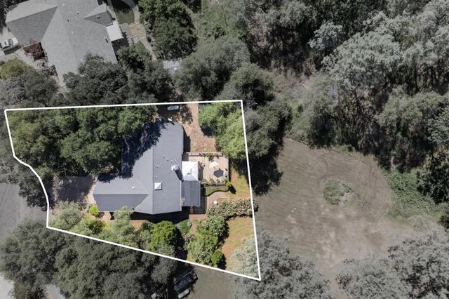 2796 Clipper Ct, Cool, CA 95614