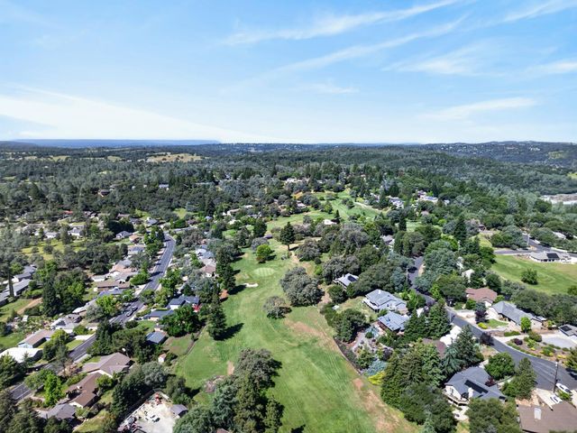 2796 Clipper Ct, Cool, CA 95614