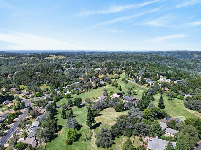 2796 Clipper Ct, Cool, CA 95614