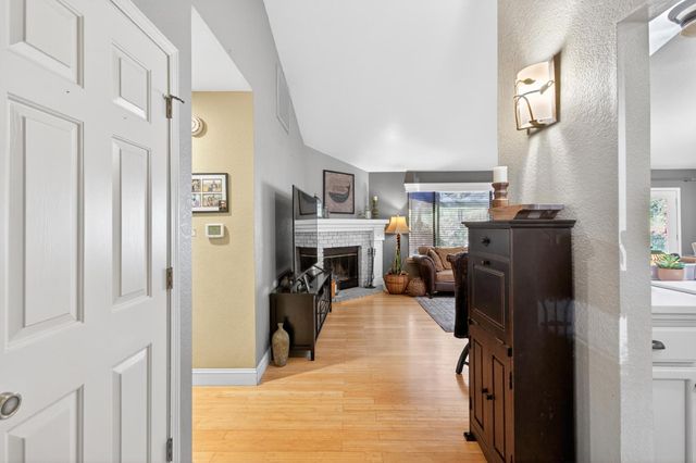 2796 Clipper Ct, Cool, CA 95614