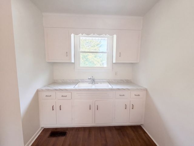 313 Lafayette Rd, Clarksville, TN 37042