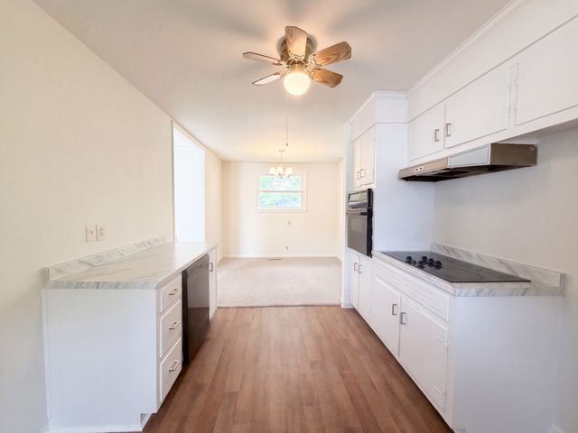313 Lafayette Rd, Clarksville, TN 37042