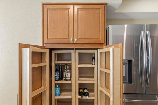 667 Vista Lago Circle N, Palm Desert, CA 92211