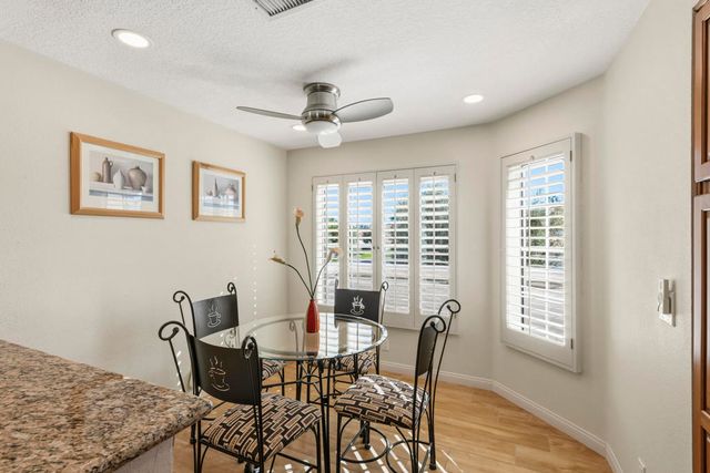 667 Vista Lago Circle N, Palm Desert, CA 92211