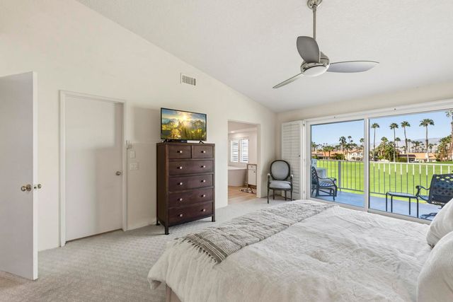 667 Vista Lago Circle N, Palm Desert, CA 92211