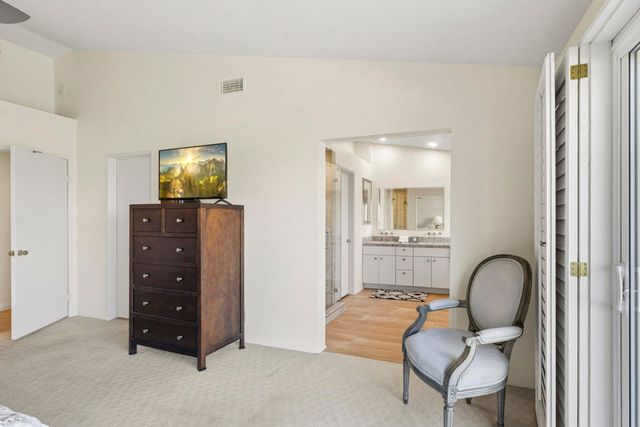 667 Vista Lago Circle N, Palm Desert, CA 92211