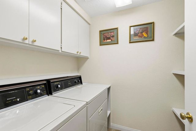 667 Vista Lago Circle N, Palm Desert, CA 92211