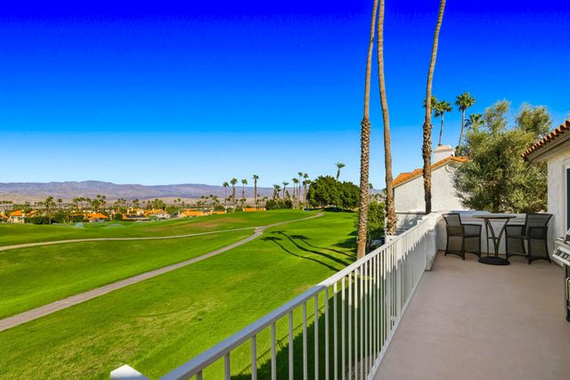 667 Vista Lago Circle N, Palm Desert, CA 92211