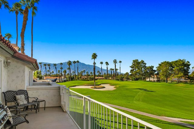 667 Vista Lago Circle N, Palm Desert, CA 92211