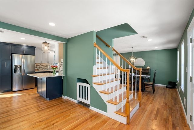 9 Davids Island Rd, Weymouth, MA 02191