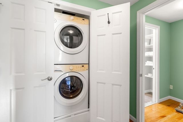 9 Davids Island Rd, Weymouth, MA 02191