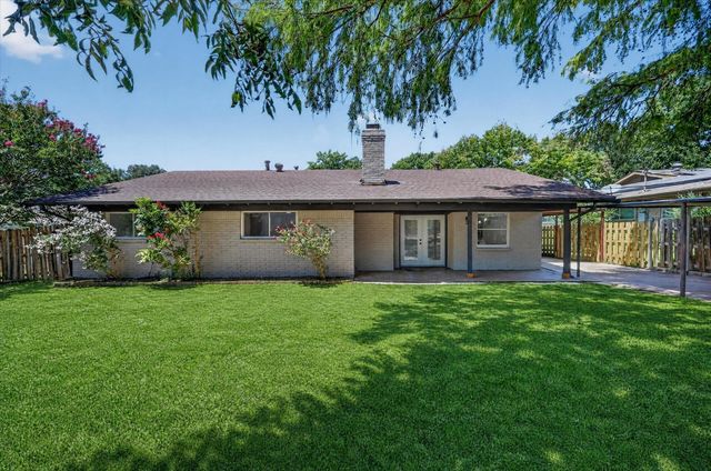 6249 Winifred Drive, Fort Worth, TX 76133