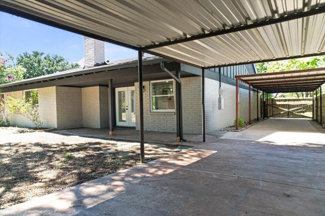 6249 Winifred Drive, Fort Worth, TX 76133