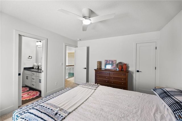 2215 SW Hook Farm Drive, Lee's Summit, MO 64082