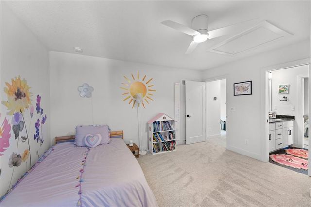 2215 SW Hook Farm Drive, Lee's Summit, MO 64082