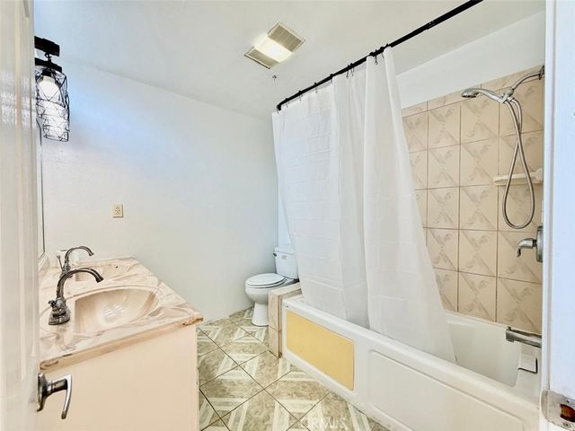 4308 E 57th, Maywood, CA 90270