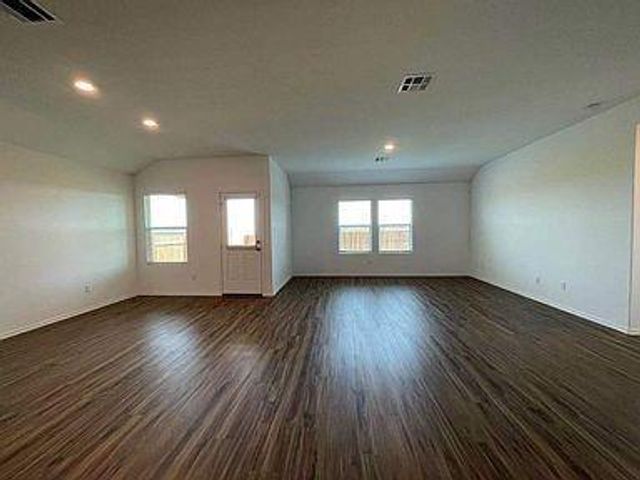 601 Chickasaw LN, Hutto, TX 78634