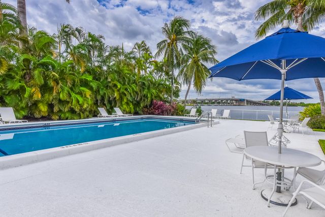 2860 S Ocean Boulevard 311, Palm Beach, FL 33480