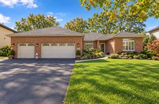 18018 S McCabe Lane, Lockport, IL 60441