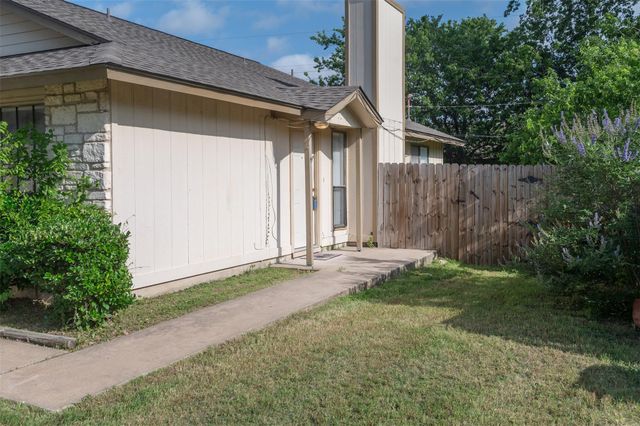 1114 Woodlief TRL, Round Rock, TX 78664