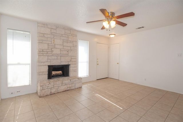 1114 Woodlief TRL, Round Rock, TX 78664