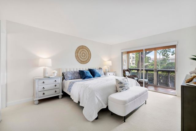 60 Venetian Drive 105n, Delray Beach, FL 33483