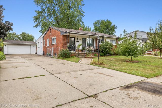 30553 Barton Street, Garden City, MI 48135