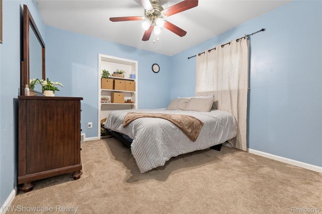 30553 Barton Street, Garden City, MI 48135