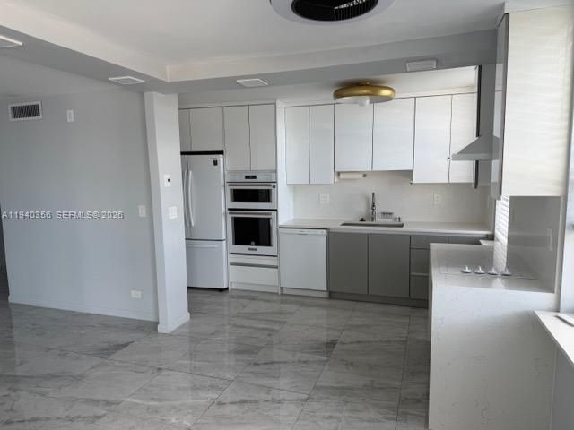 301 174th St 514, Sunny Isles Beach, FL 33160