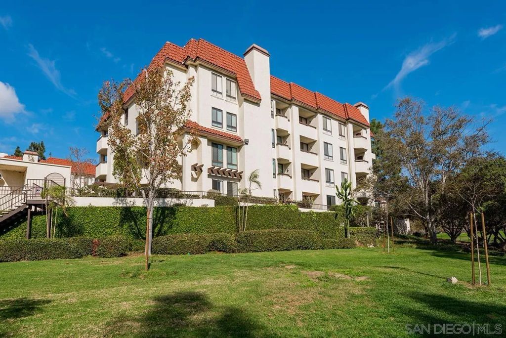 5895 Friars Rd 5302, San Diego, CA 92110