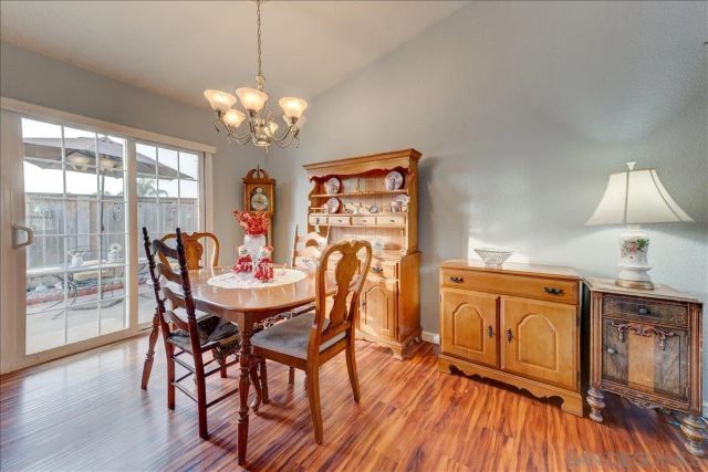 2123 Fiori Dr, Vista, CA 92084