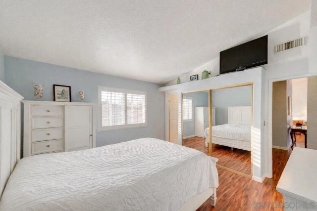 2123 Fiori Dr, Vista, CA 92084