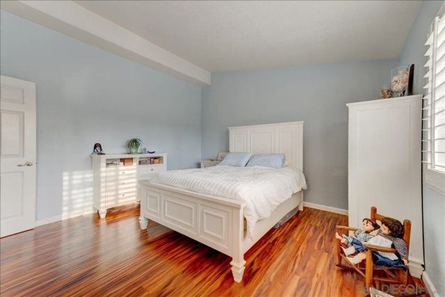 2123 Fiori Dr, Vista, CA 92084