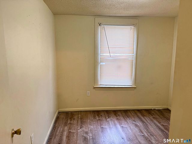 282 Front Avenue, West Haven, CT 06516