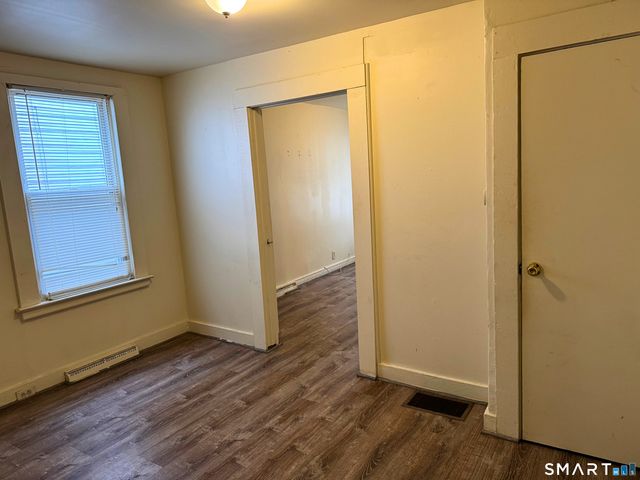 282 Front Avenue, West Haven, CT 06516