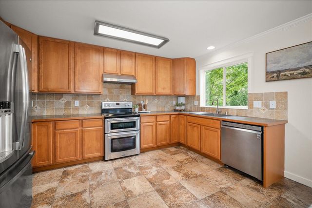 18120 E Montgomery Ave, Spokane Valley, WA 99016