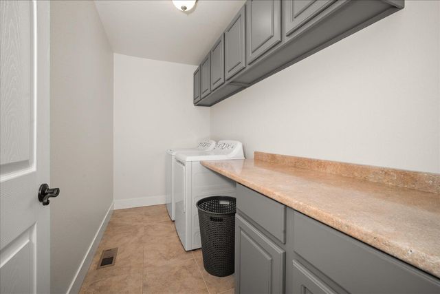 18120 E Montgomery Ave, Spokane Valley, WA 99016