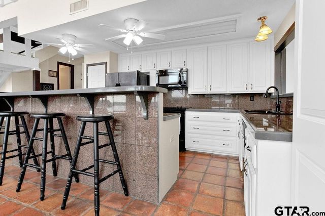 1419 Tanglewood East, Hideaway, TX 75771