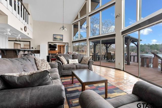 1419 Tanglewood East, Hideaway, TX 75771