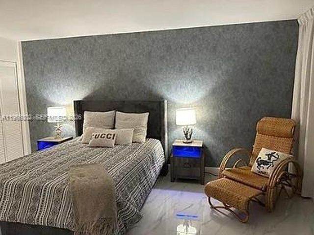 7601 E Treasure Dr 2022, North Bay Village, FL 33141