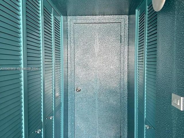 7601 E Treasure Dr 2022, North Bay Village, FL 33141