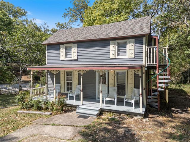 247 N Main Street, Eureka Springs, AR 72632