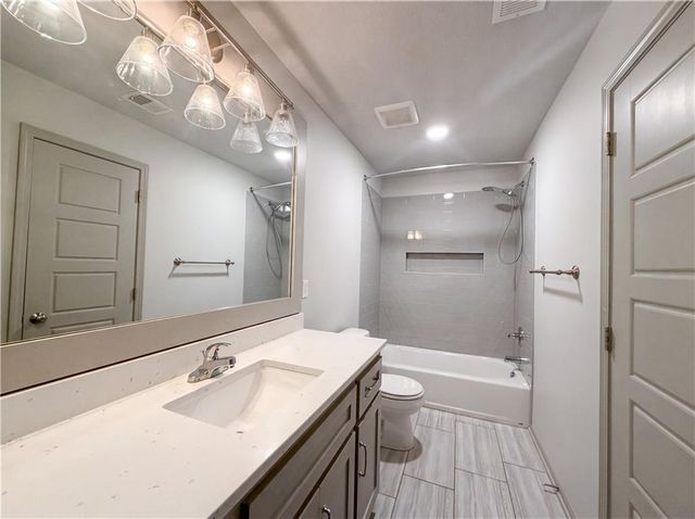 7540 N Amity Avenue, Kansas City, MO 64152