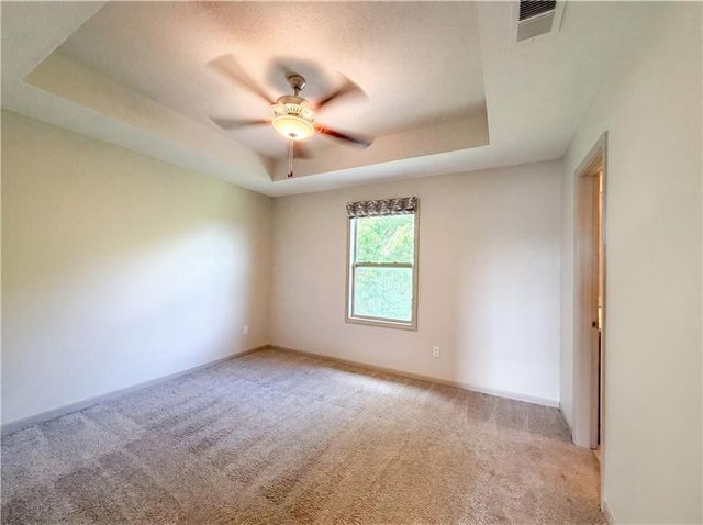 7540 N Amity Avenue, Kansas City, MO 64152