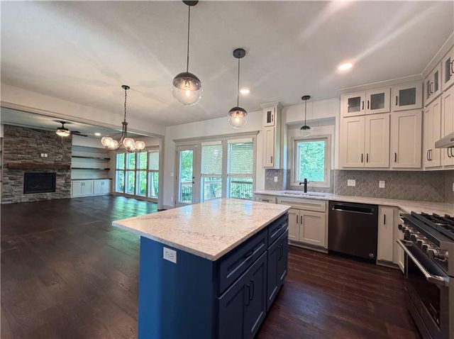 7540 N Amity Avenue, Kansas City, MO 64152