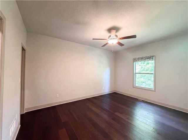 7540 N Amity Avenue, Kansas City, MO 64152