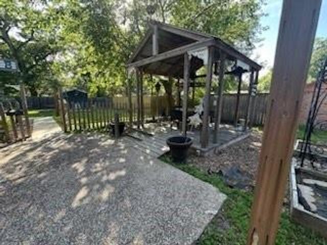 1604 Hailey Street A, Conroe, TX 77301